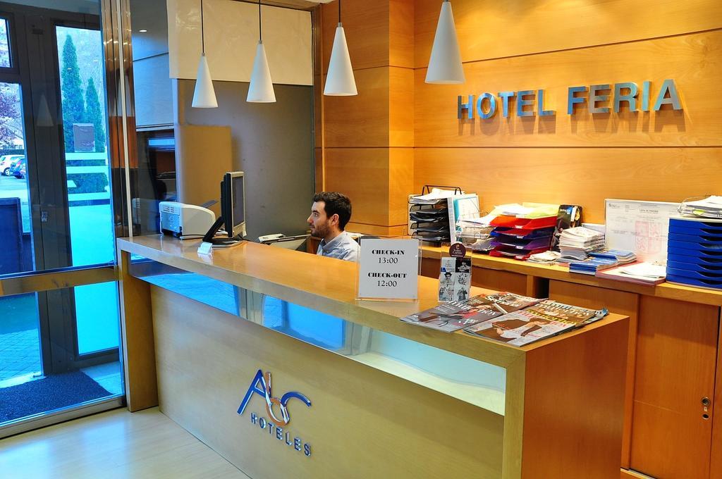 Hotel Feria Valladolid Kültér fotó